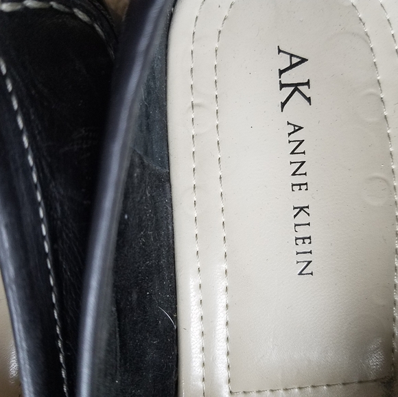 Shoes - Picture 3 of 3